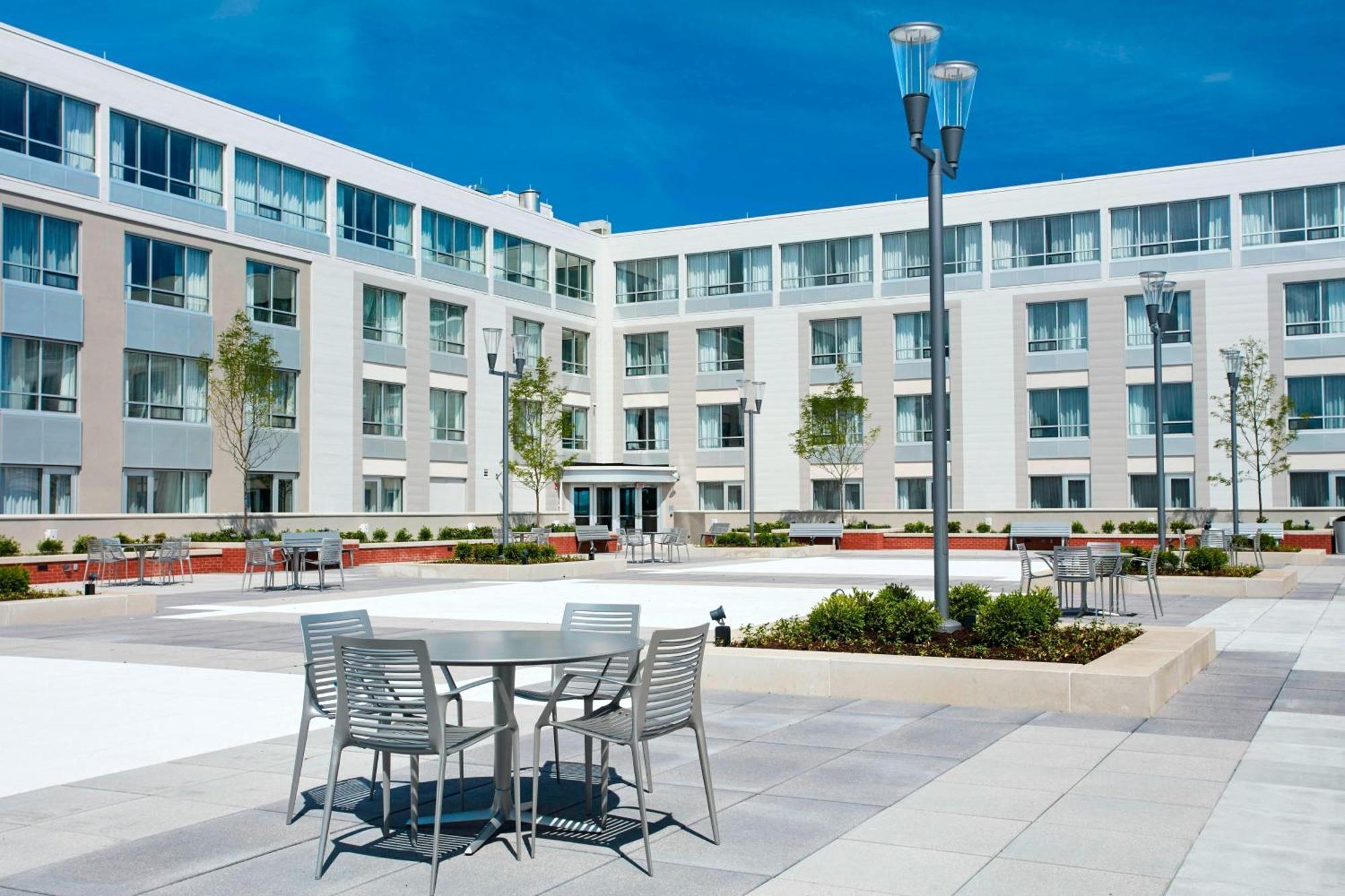 Courtyard By Marriott Erie Bayfront Hotel Luaran gambar