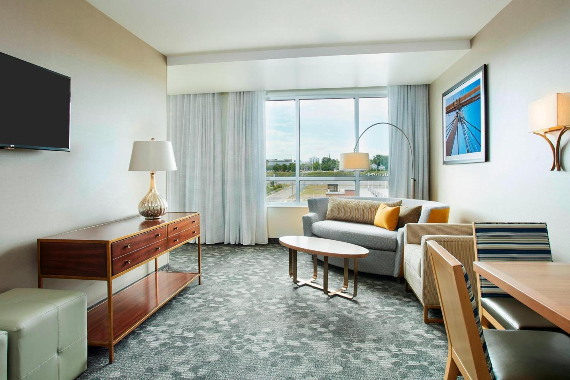Courtyard By Marriott Erie Bayfront Hotel Luaran gambar